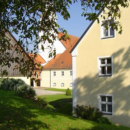 Klosterhof St. Salvator Apartment *